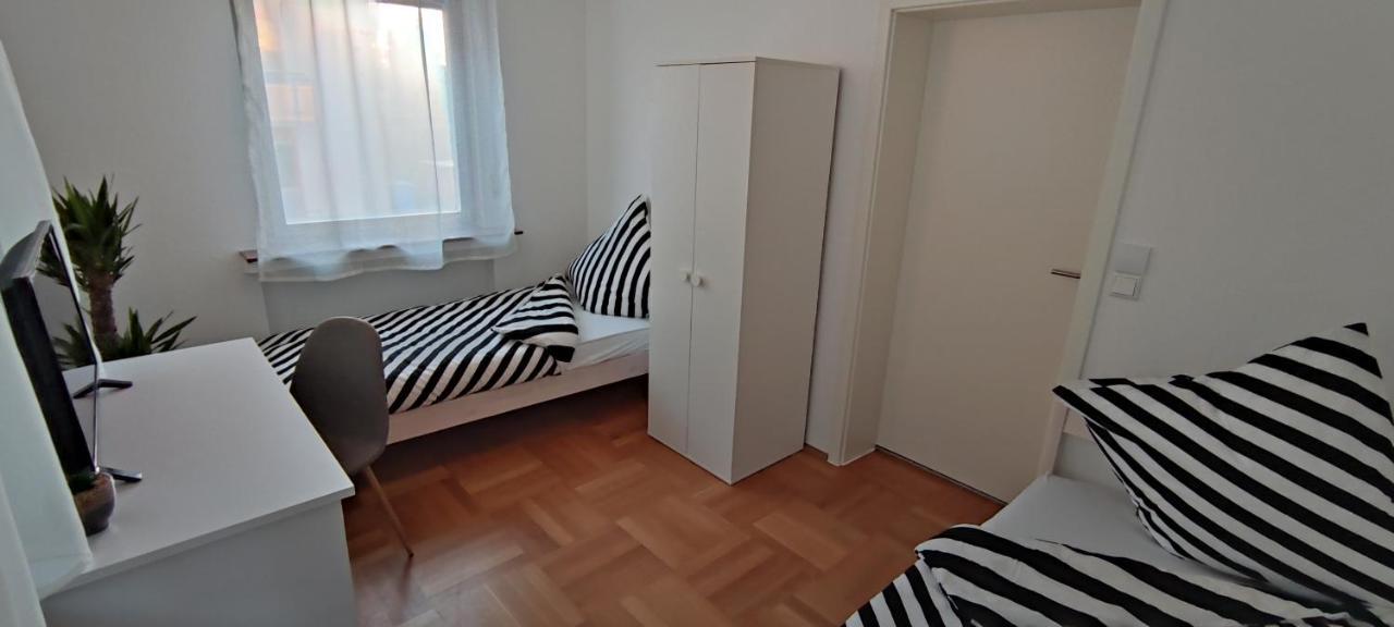 Schoene Und Optimal Gelegene Wohnung Weisskirchen المظهر الخارجي الصورة